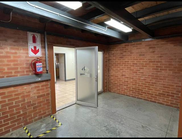 INDUSTRIAL PROPERTY TO RENT IN HENNOPSPARK